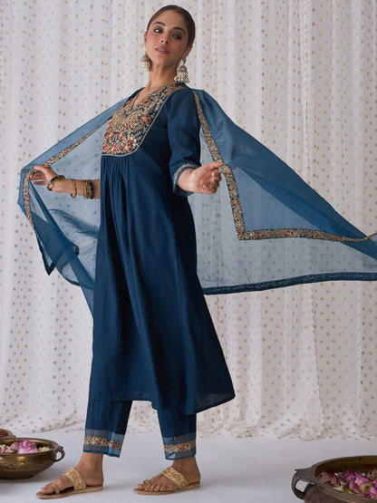 Indyancart IE Floral Embroidered Round Neck Liva Straight Kurta with Trousers & Dupatta