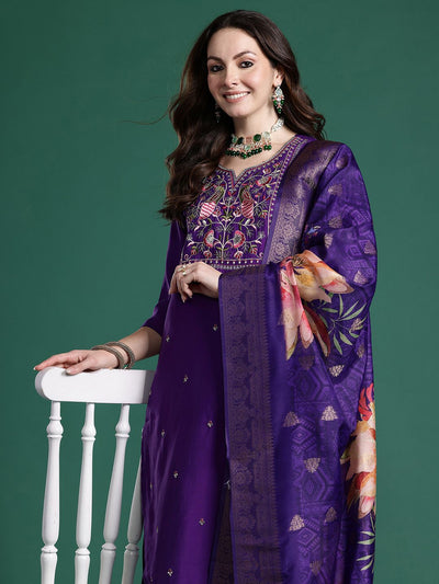 Indyancart IE Ethnic Motifs Embroidered Thread Work Kurta with Trousers & With Dupatta