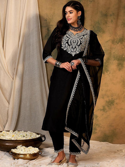 Dhiyona IE Ethnic Motifs Embroidered Thread Work Kurta With Trousers & Dupatta