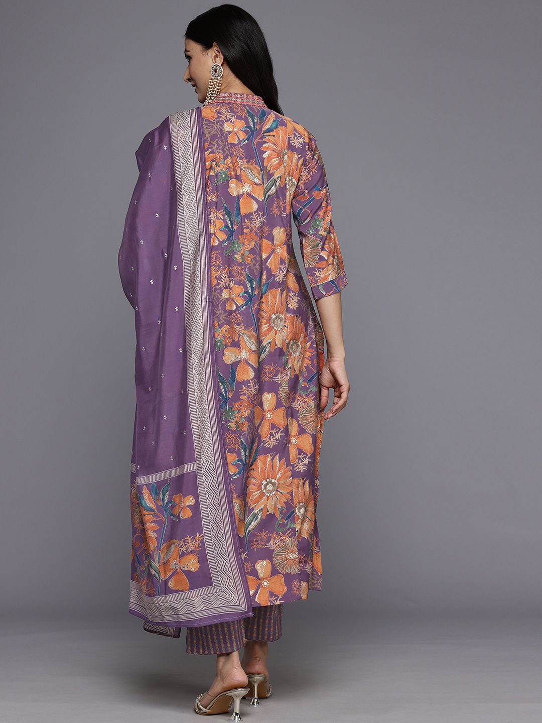 Dhiyona VA Women'sEthnic Floral Printed Sequinned Kurta With Trousers & Dupatta
