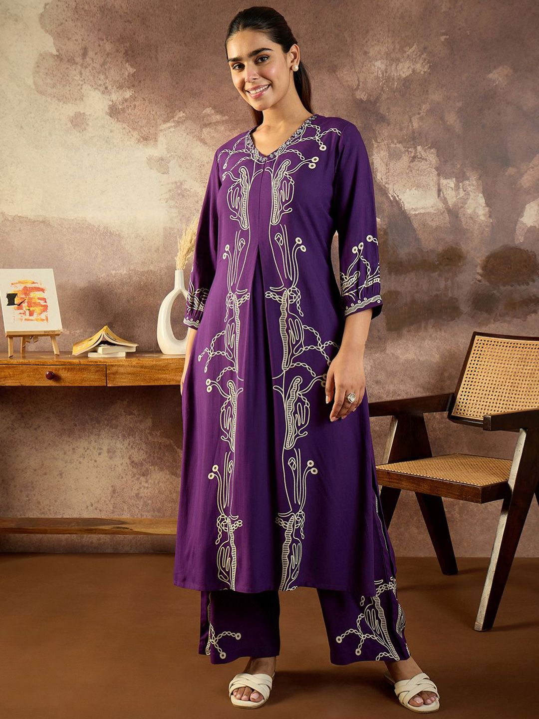 Dhiyona IE Printed V-Neck Tunic With Trousers