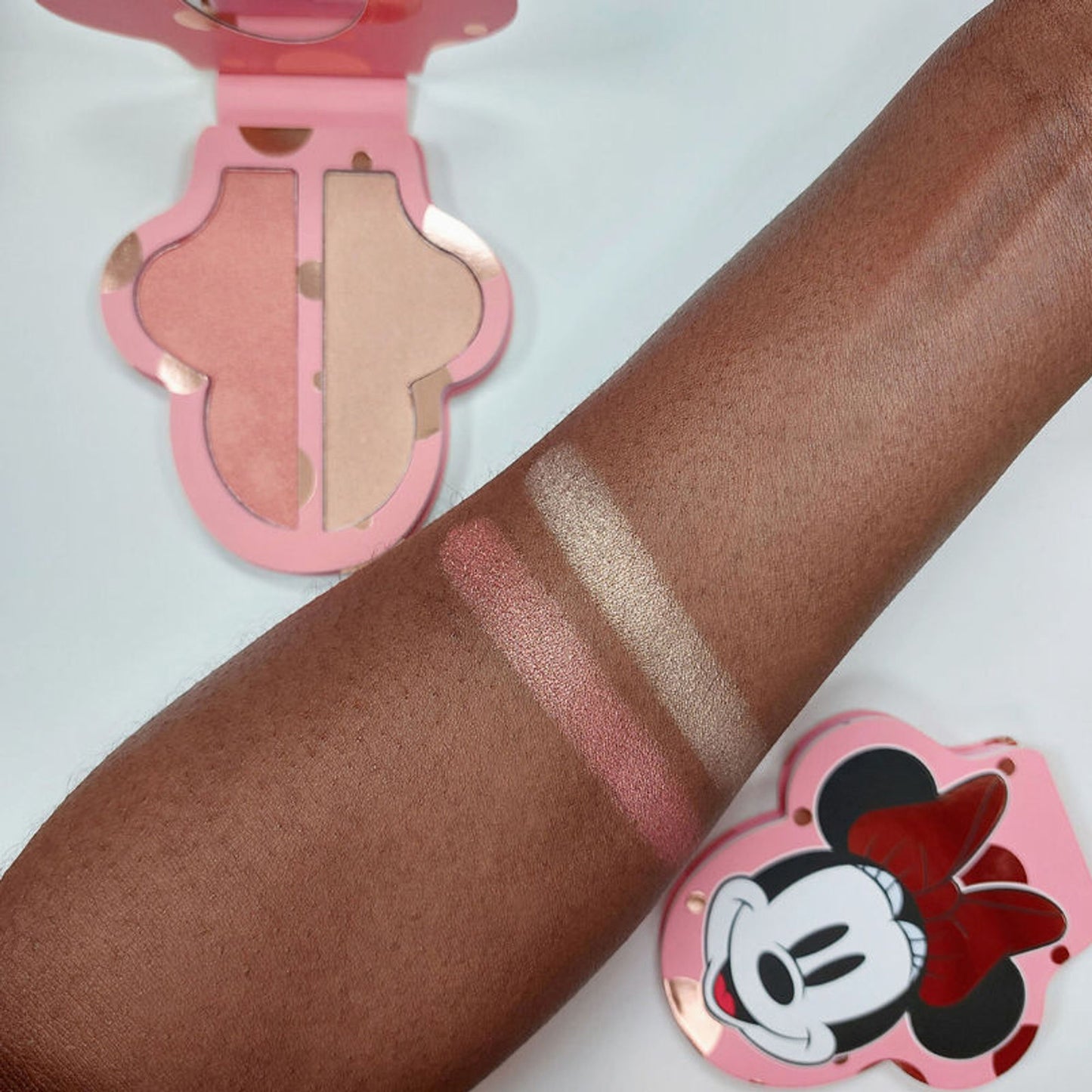 Makeup Revolution Disney's Minnie Mouse Minnie Forever Highlighter Duo