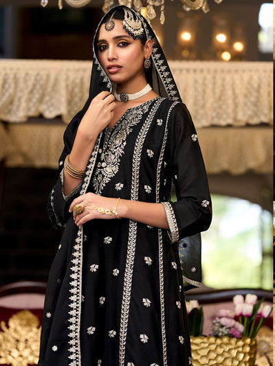 Indyancart IE Women Ethnic Motifs Embroidered Regular Sequinned Kurta with Trousers & With Dupatta