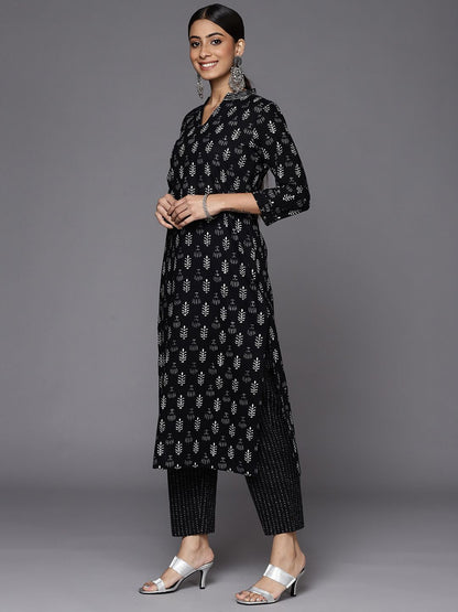 Indyancart VA Women's Black Floral Printed Gotta Patti Pure Cotton Kurta with Trousers