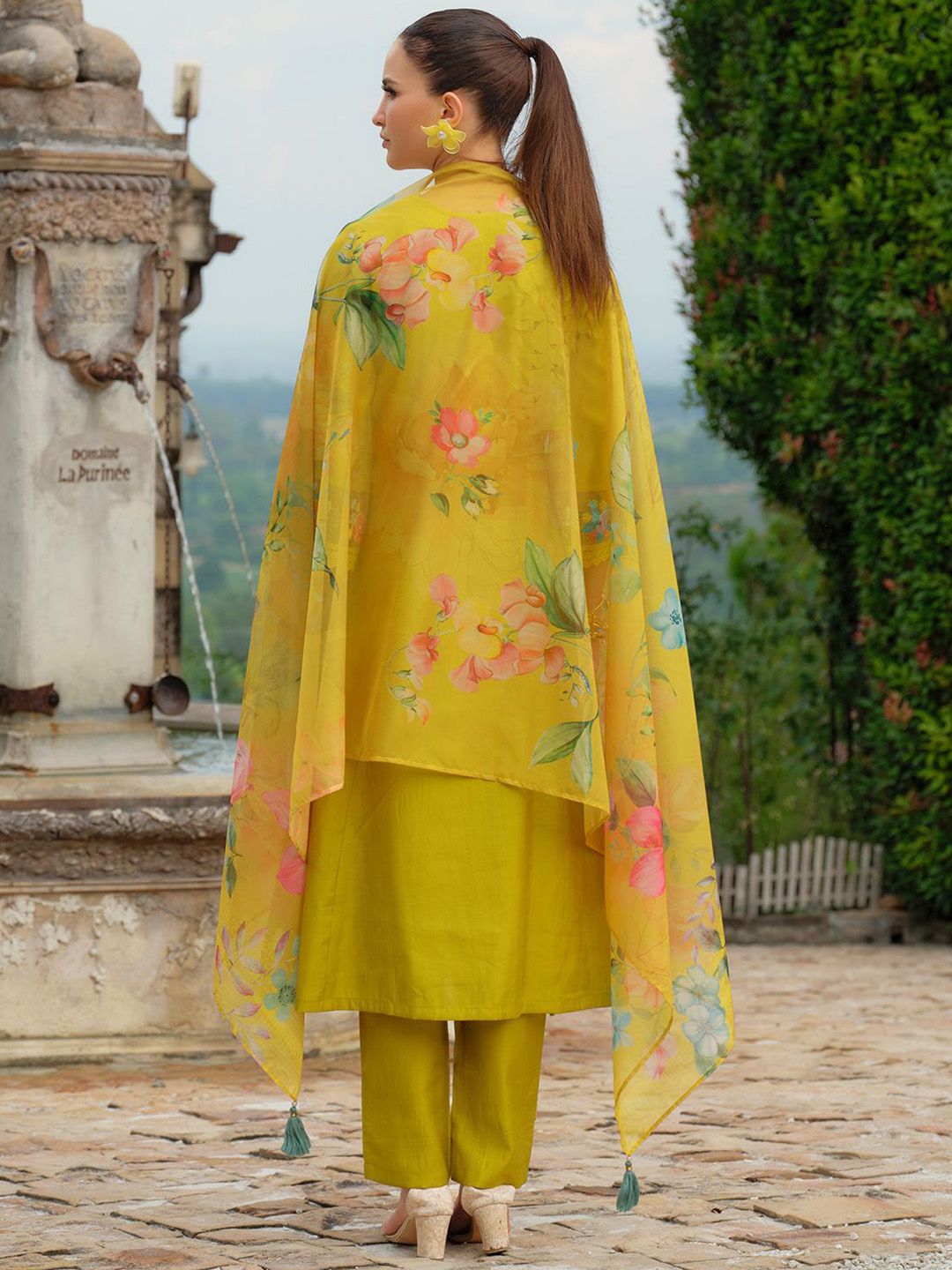Women Embroidered Kurta with Trousers & Dupatta
