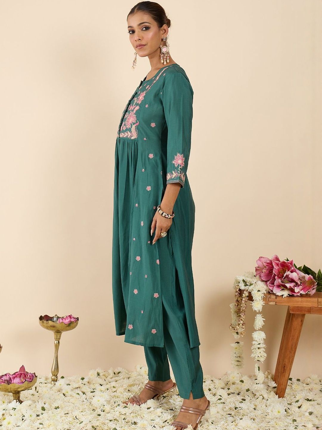 Indyancart IE Embroidered Round Neck Three-Quarter Sleeves Tunic And Trousers
