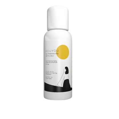 Kanpeki Kouyou Sun Protection Mist SPF 70 sunscreen spray bottle with spray nozzle, designed for outdoor sun protection.