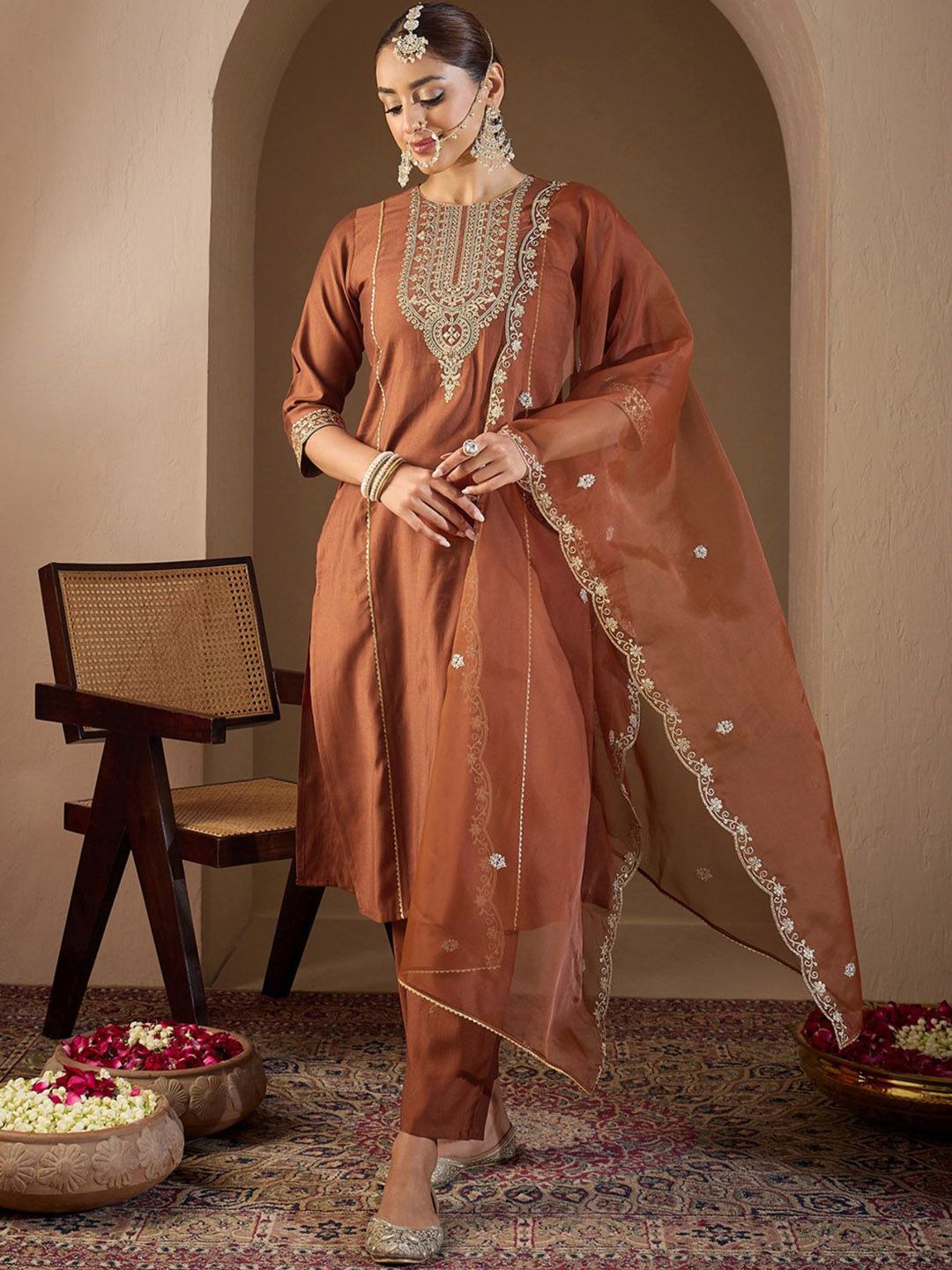 Indyancart IE Women Ethnic Motifs Embroidered Regular Liva Kurta with Trousers & With Dupatta