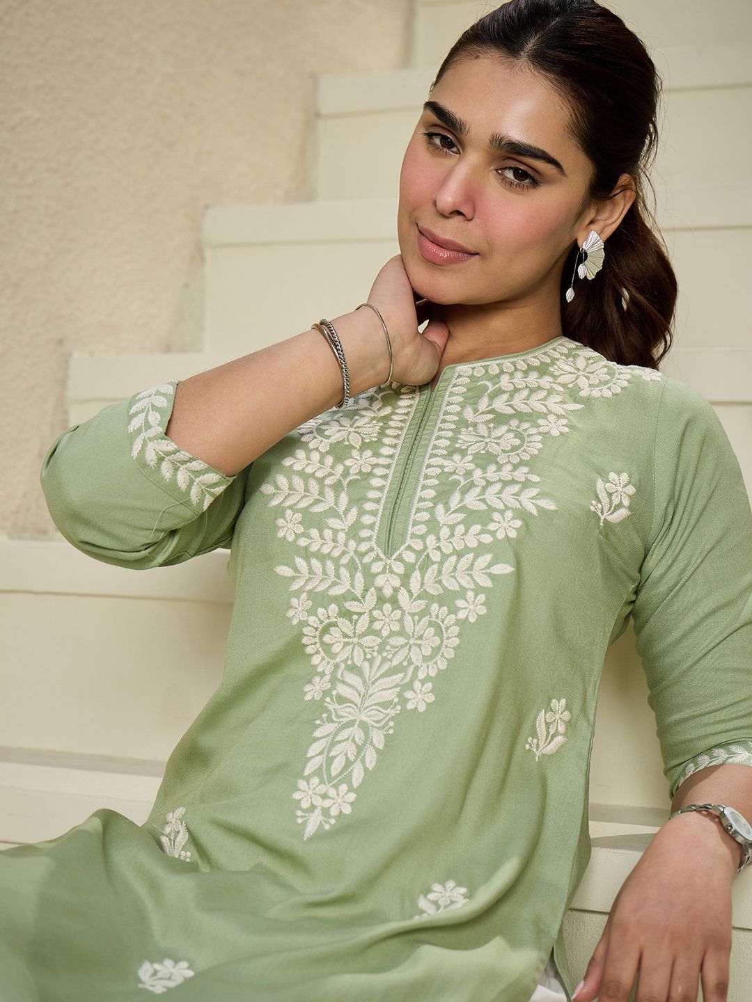 Indyancart IE Floral Embroidered Notch Neck Kurta