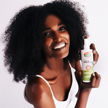 Palmer’s Olive Oil Leave-in Conditioner Spray for Minimized Frizz, Balanced Scalp, Shine