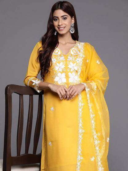 Women Floral Embroidered Regular Thread Work Kurta with Trousers & Dupatta
