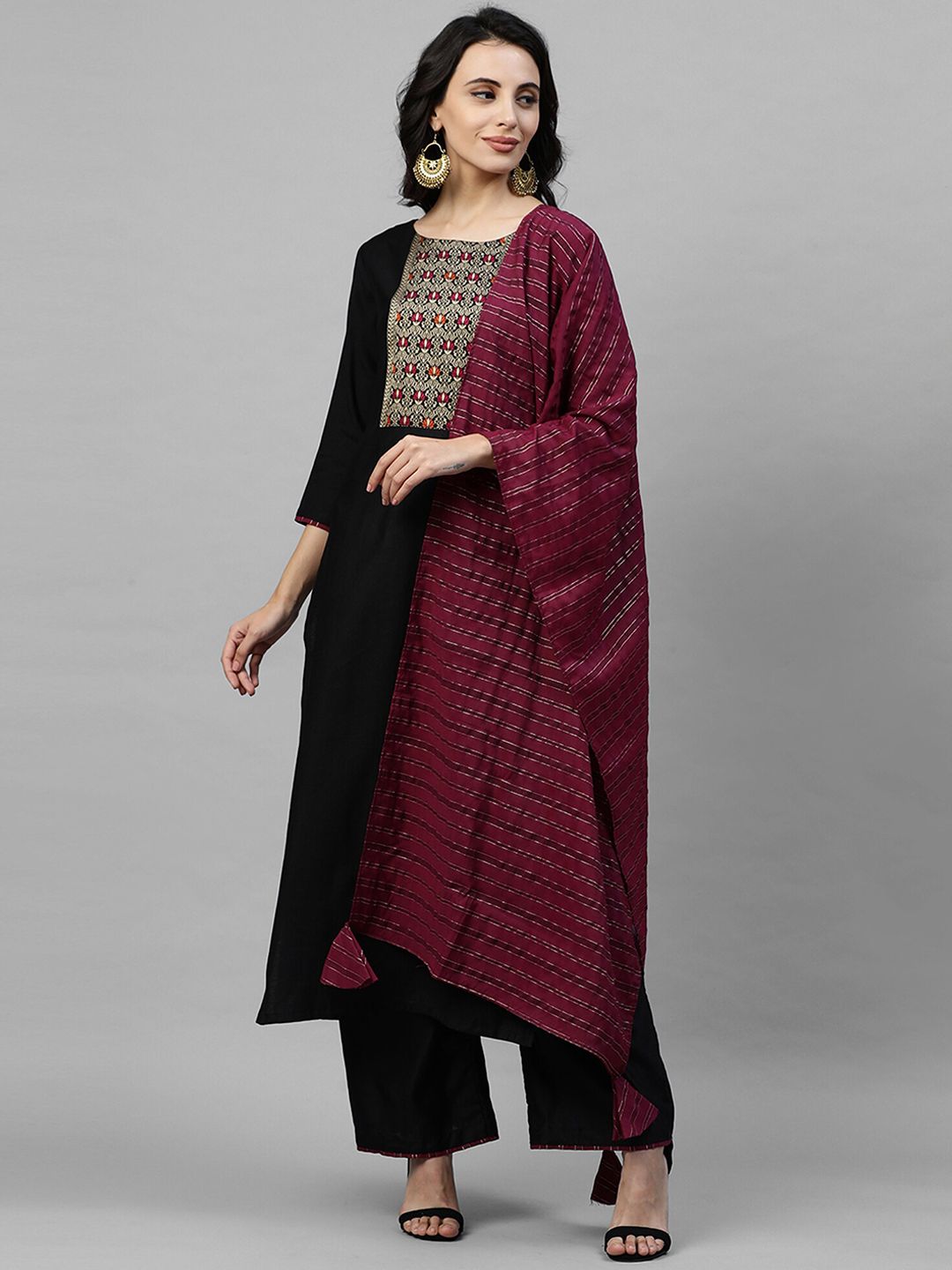 Indyancart IE Women Black & Maroon Solid Kurta with Trousers & Dupatta