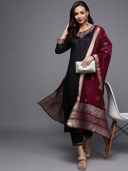 Dhiyona IE Women Black Embroidered Sequinned Liva Kurta with Trousers & Dupatta