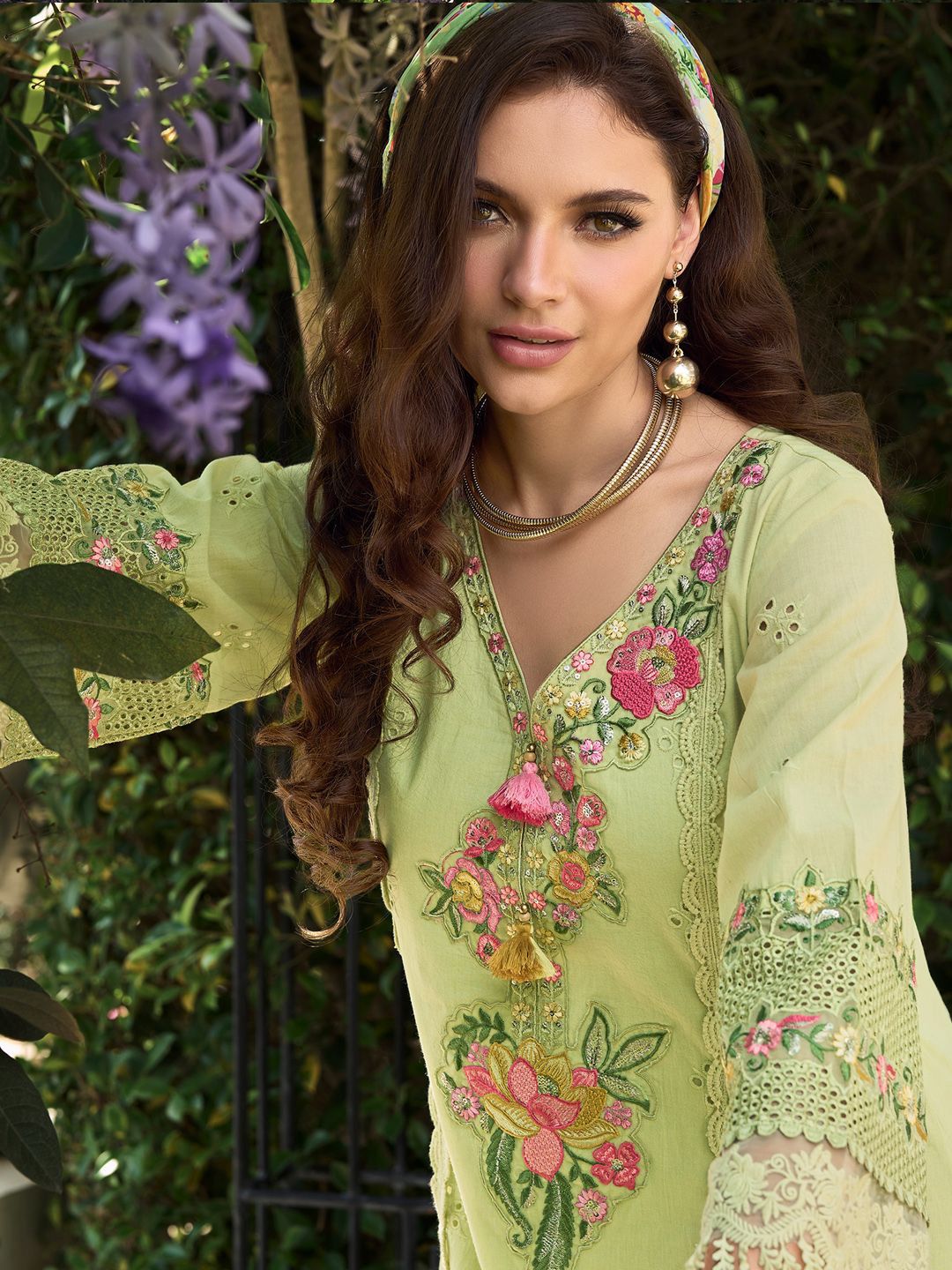 Indyancart IE Women Floral Embroidered Regular Sequinned Pure Cotton Kurta with Trousers & With Dupatta