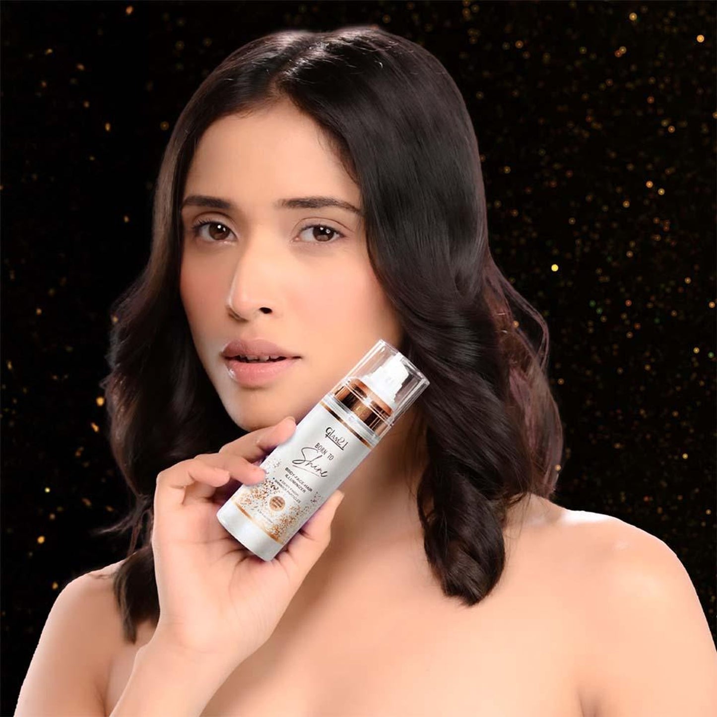 GLAM21 Born To Shine Three-In-One Illuminioser Spray With Dewy Finish - Golden