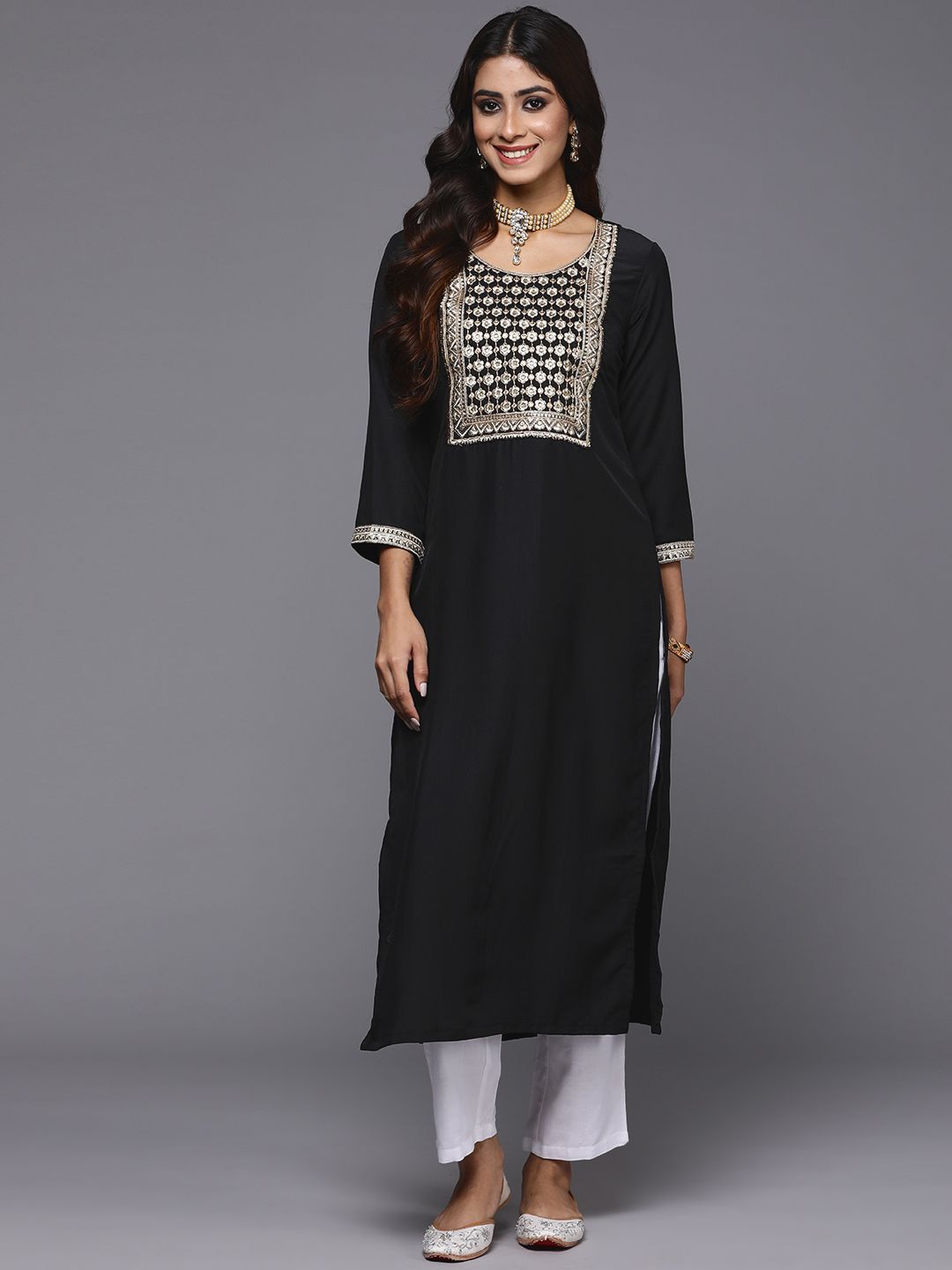 Dhiyona IE Women Black Ethnic Motifs Yoke Design Sequinned Kurta