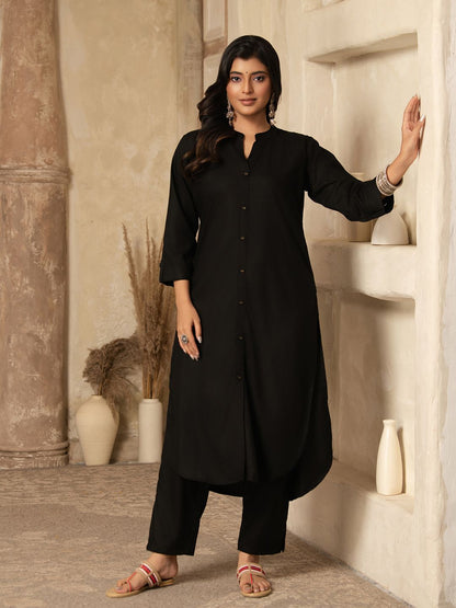 Indyancart SN Women's Mandarin Collar Straight Kurta With Trouser & Dupatta