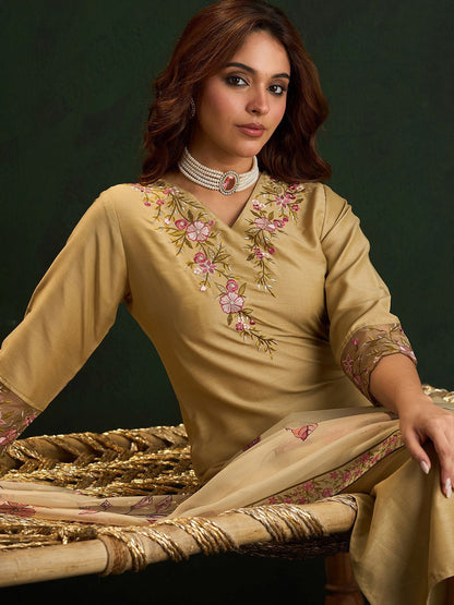 Indyancart IE Floral Embroidered Thread Work Kurta With Trousers & Dupatta