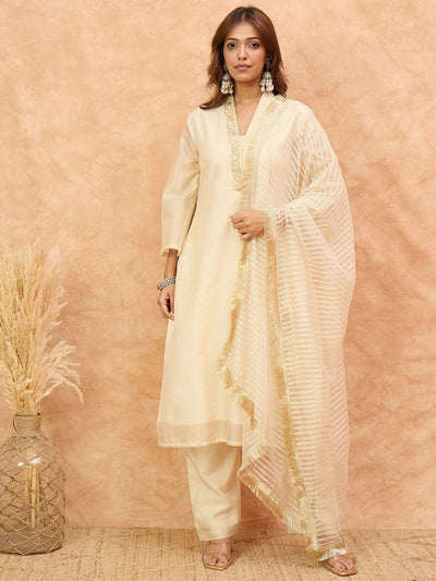Indyancart VA Women'sEmbroidered V-Neck Thread Work Kurta with Trousers & With Dupatta