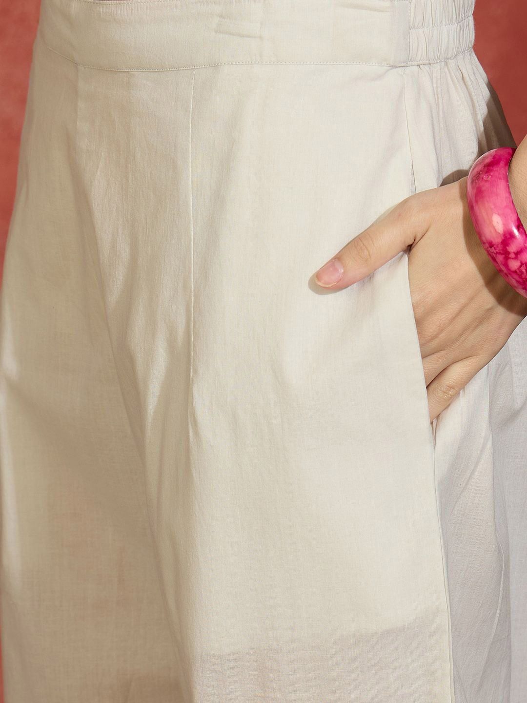 Women Floral Printed Regular Pure Cotton Kurta with Trousers