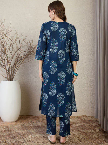 Floral Printed V-Neck A-Line Pure Cotton Kurta With Trousers