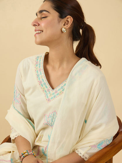 Women Ethnic Motifs Embroidered Thread Work Pure Cotton Kurta Trousers & Dupatta