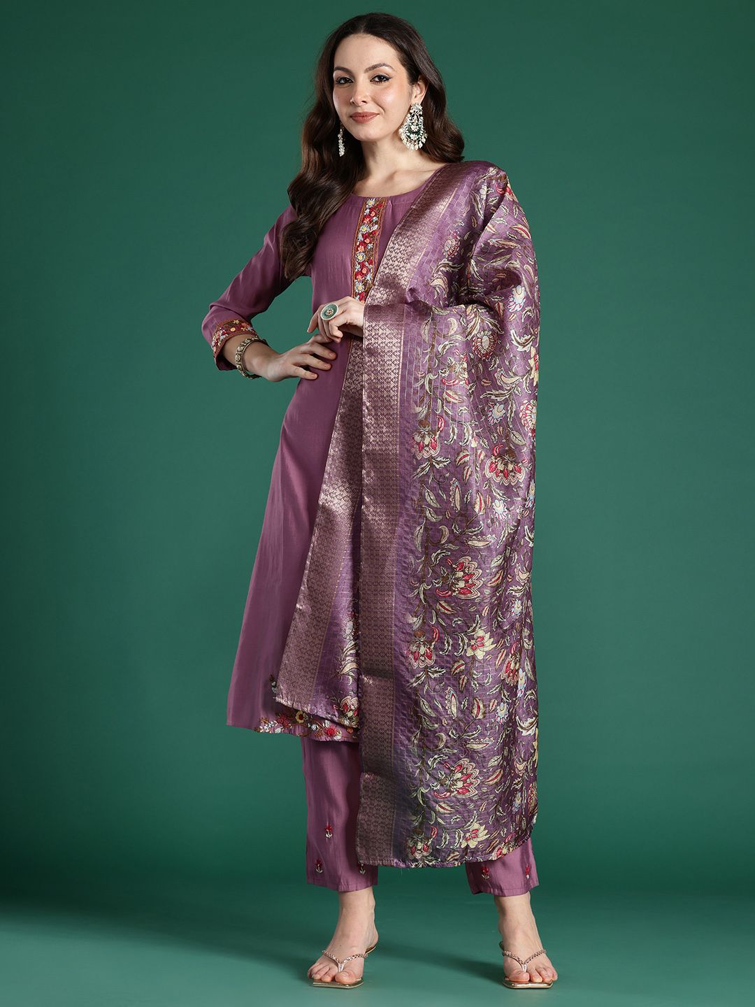 Indyancart IE Floral Embroidered Thread Work Kurta with Trousers & With Dupatta