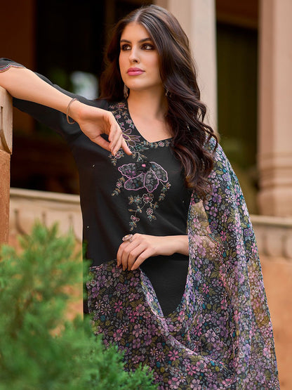 Indyancart IE Floral Beads & Stones Embroidered Regular Kurta With Trousers & Dupatta