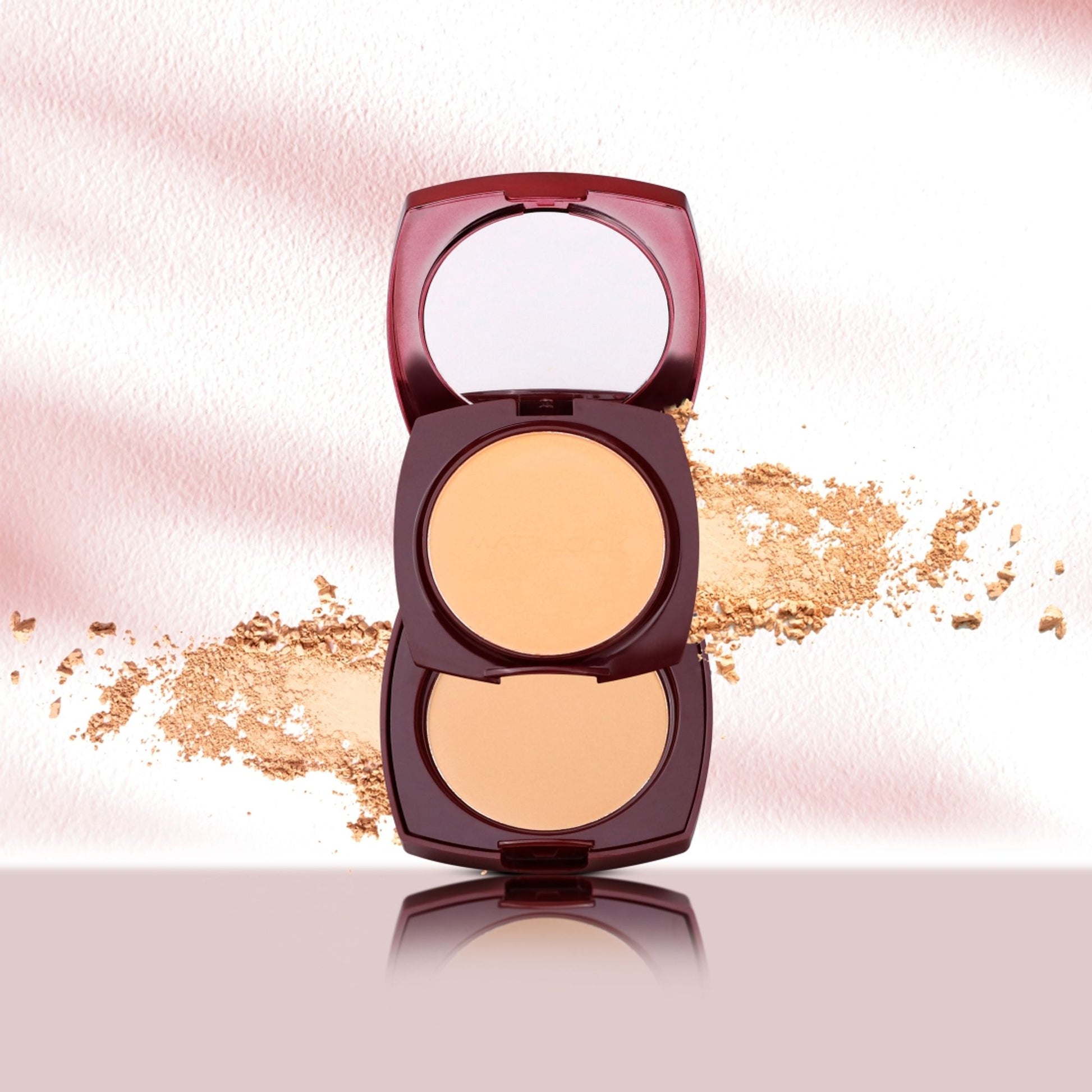 Matt look True Cover Super Blendable Compact Powder - Almond Beige