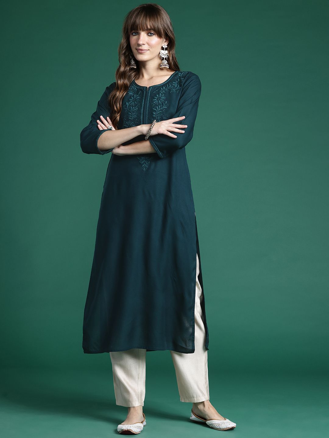 Indyancart IE Ethnic Motifs Embroidered Thread Work Kurta