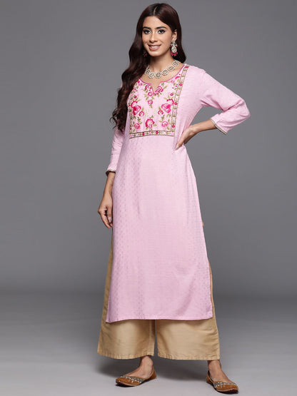 Indyancart IE Women Floral Embroidered Thread Work Dobby Kurta