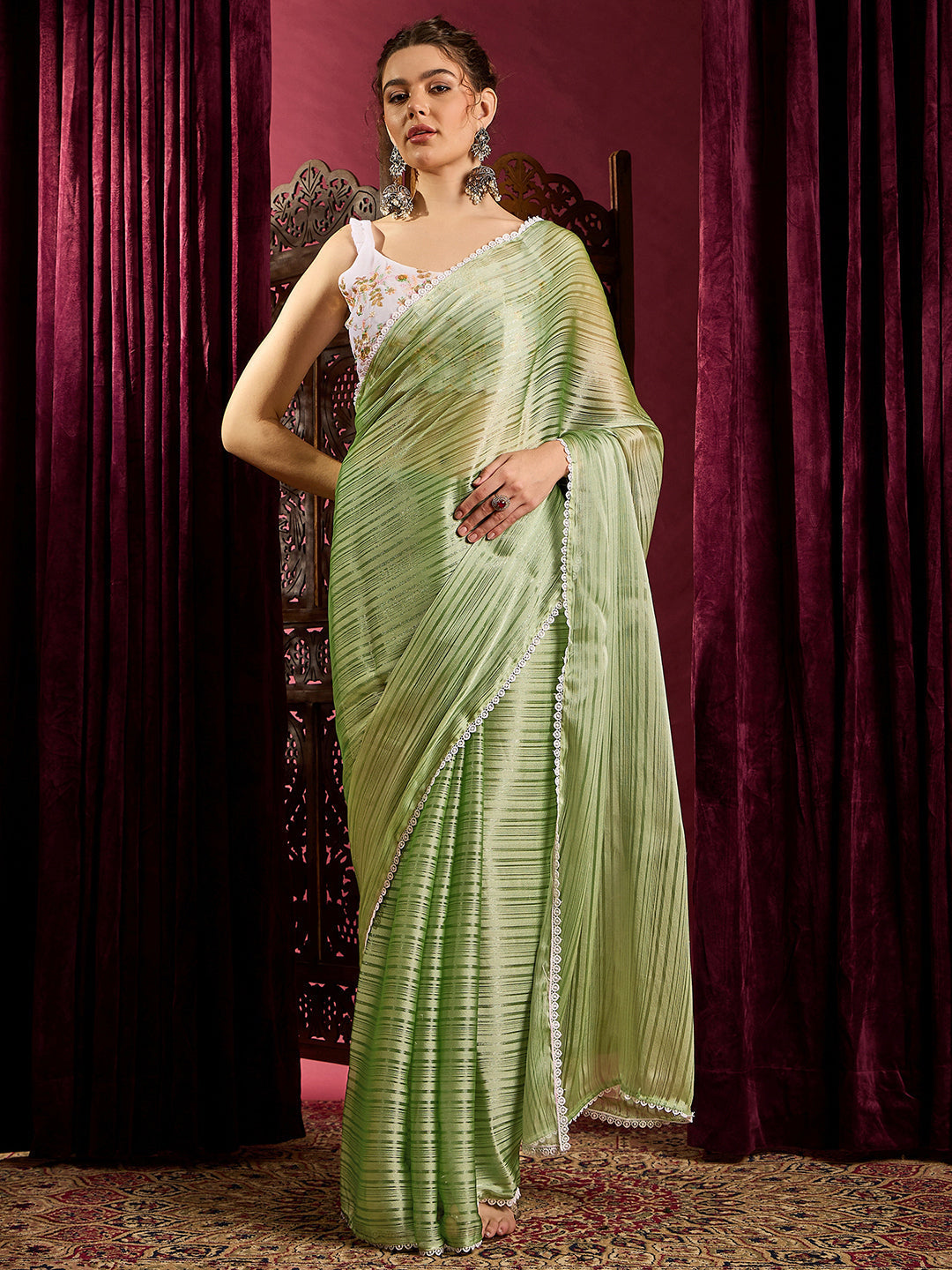 Women's Chiffon Green Solid Celebrity Saree With Blouse Piece