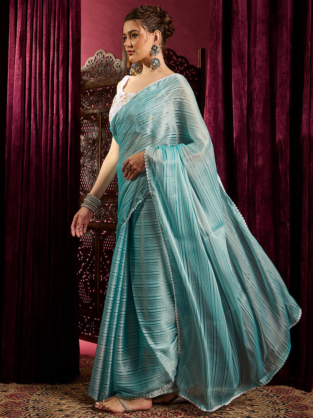 Women's Chiffon Blue Solid Celebrity Saree With Blouse Piece