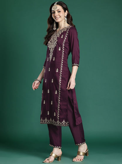 Indyancart IE Ethnic Motifs Embroidered Gotta Patti Kurta with Trousers & With Dupatta