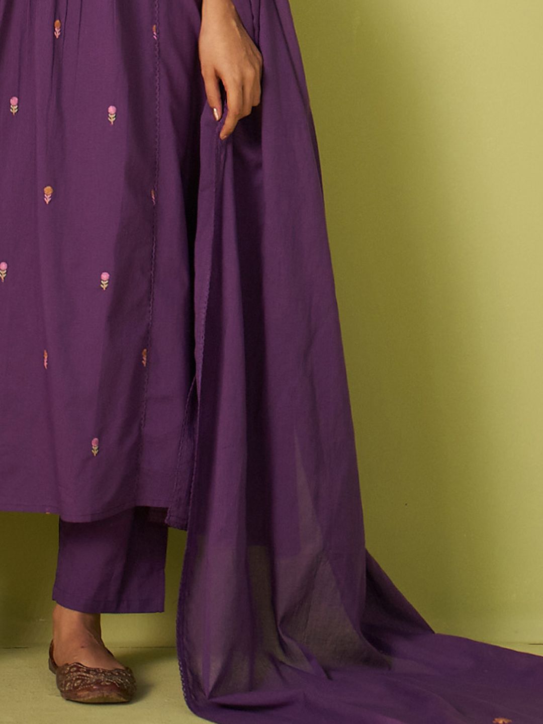 Women Floral Embroidered Cotton Kurta with Trousers & Dupatta