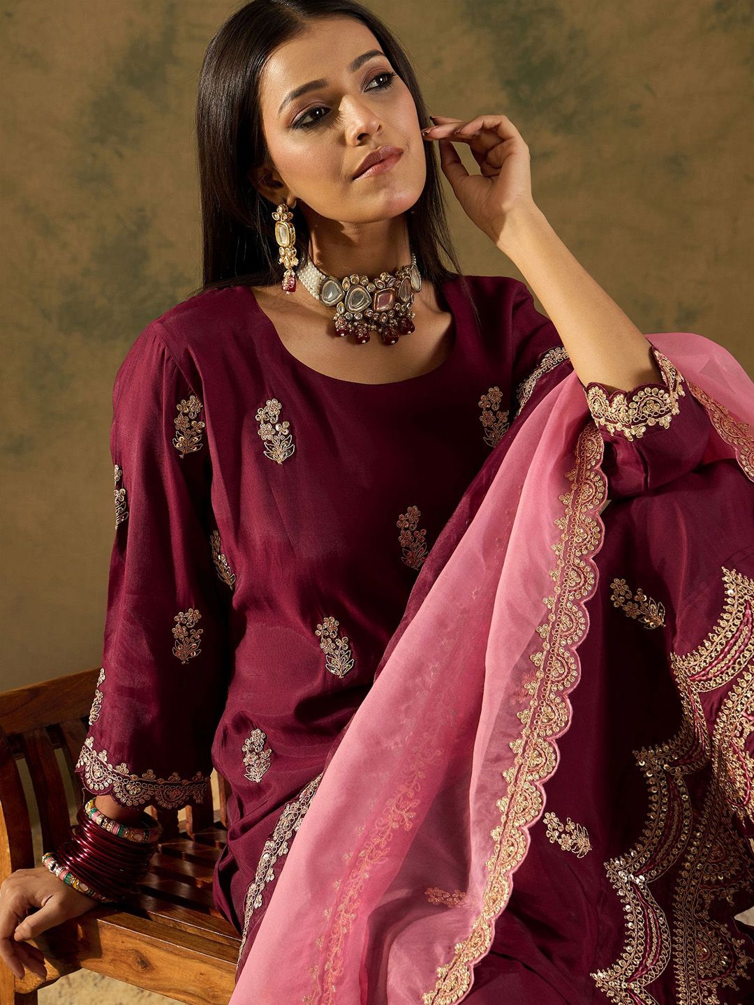 Women Floral Embroidered Regular Sequinned Kurta with Trousers & With Dupatta