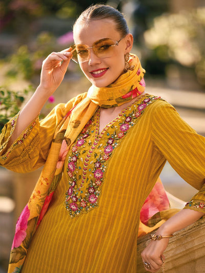 Dhiyona IE Floral Embroidered Regular Thread Work Pure Cotton Kurta with Trousers & Dupatta