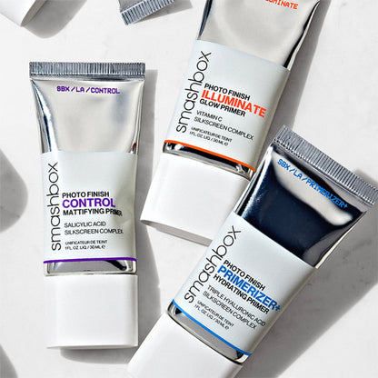 Smashbox Photo Finish Control Mattifying Primer with Salicylic Acid, smooth and matte finish, close-up of the primer tube.