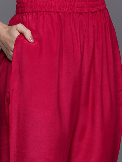 Indyancart IE Ethnic Motifs Embroidered Sequinned Kurta with Trousers & Dupatta