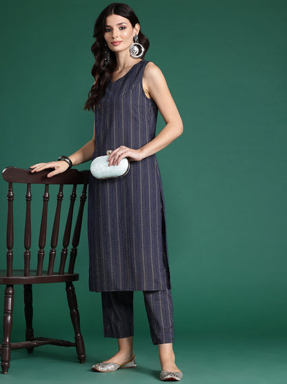 Indyancart IE Plus Size Printed Pure Cotton Kurta with Trousers