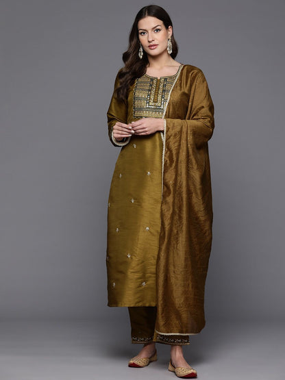 Indyancart IE Women Yoke Design Regular Mirror Work Kurta with Trousers & With Dupatta