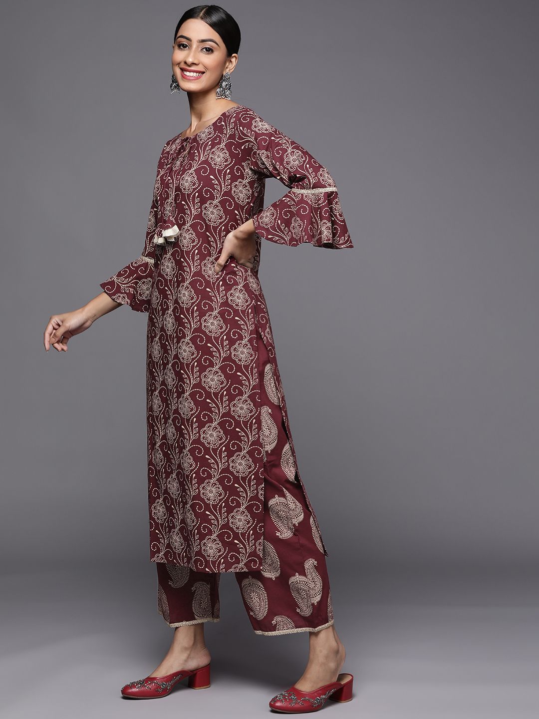Dhiyona IE Women Purple Floral Kurta with Palazzos & With Dupatta