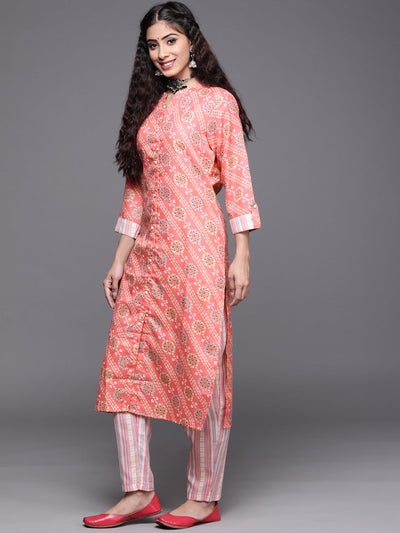 Indyancart VR Women's Kurta With Button Down Paired With Vertical Strip Printed Pant