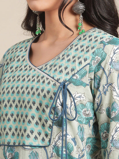 Indyancart VA Women's Turquoise Blue Floral Printed Regular Pure Cotton Kurta with Palazzos