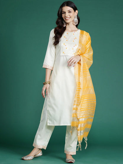 Indyancart IE Women Floral Yoke Design Pure Cotton Kurta with Trousers & Dupatta