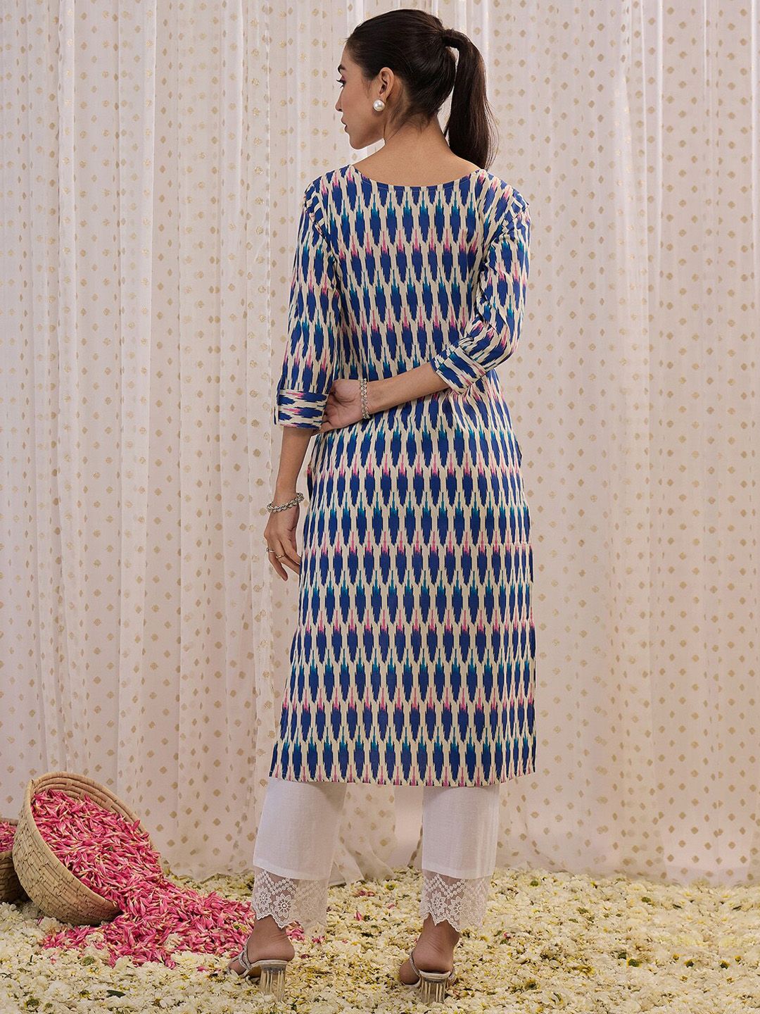 Dhiyona IE Geometric Printed Straight Pure Cotton Kurta