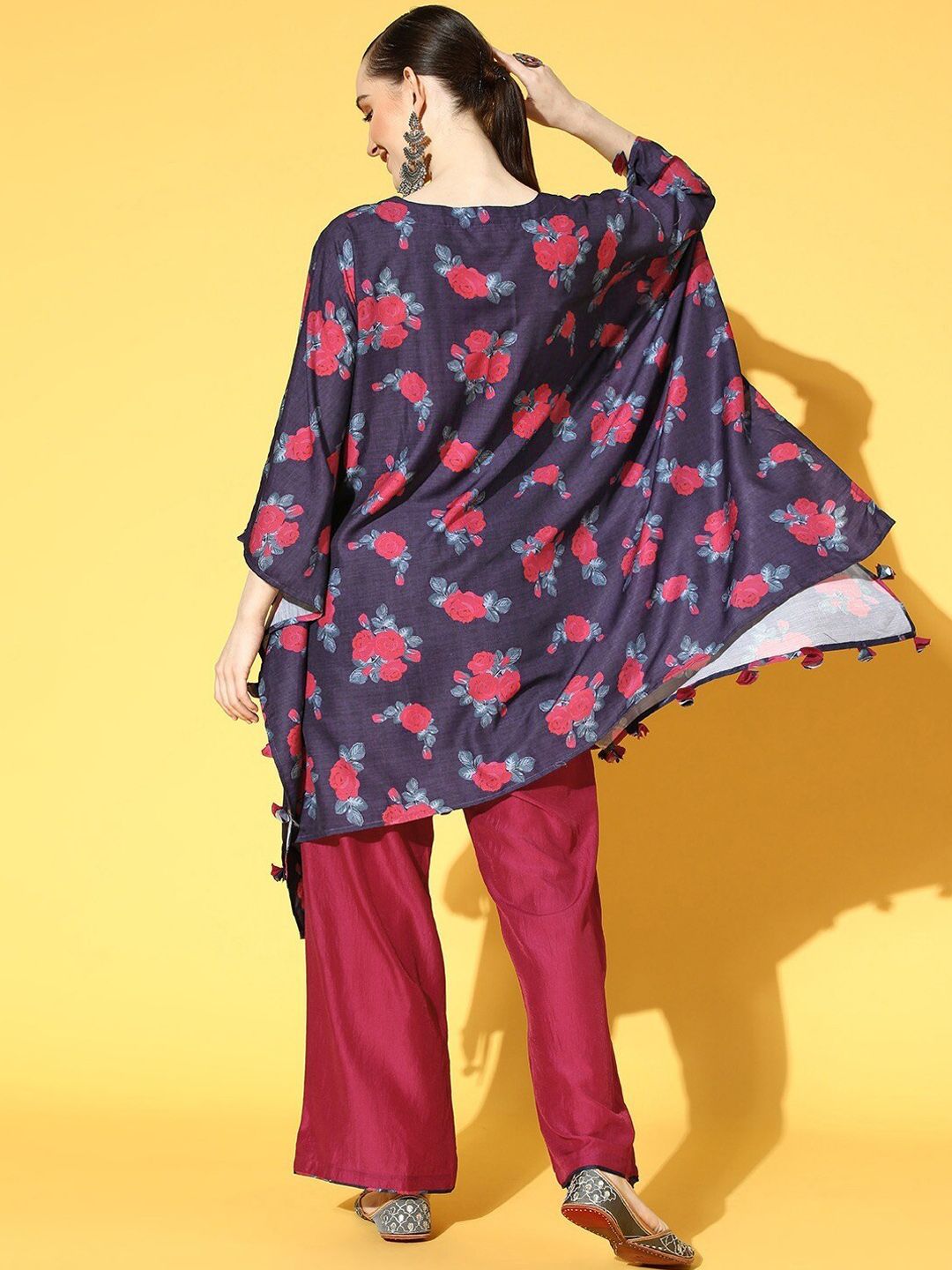 Indyancart VA Women's Navy Blue Floral Printed Kurta with Trousers
