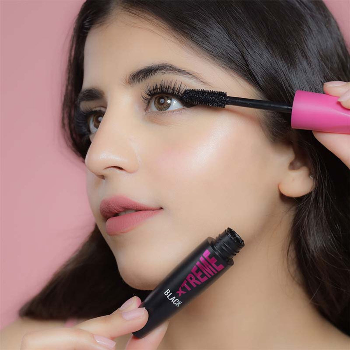 GLAM21 Xtreme Black Mascara Non-Clumping Water Proof - Black