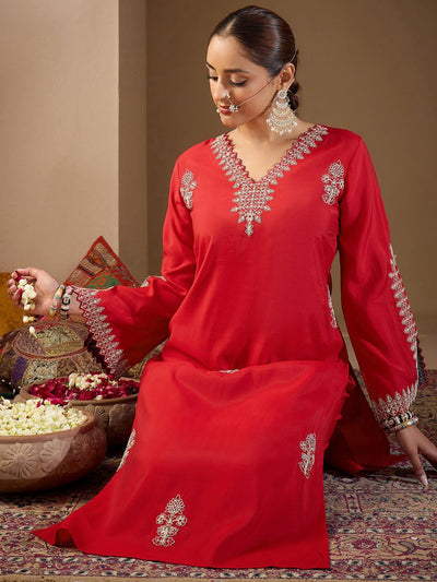 Indyancart IE Women Ethnic Motifs Embroidered Regular Sequinned Kurta with Trousers