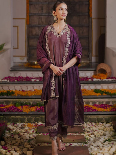 Indyancart IE Women Ethnic Motifs Embroidered Regular Liva Kurta with Trousers & With Dupatta